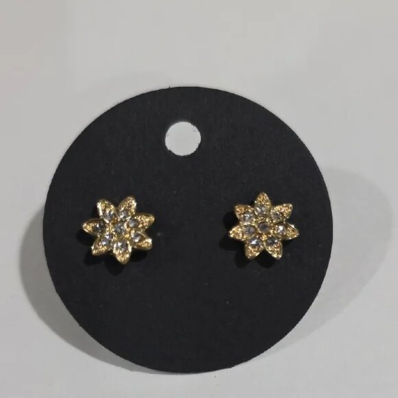 Gold Flower Stud Earrings with Crystal Petals – Elegant Dainty Womem's Jewelry - Picture 8 of 8